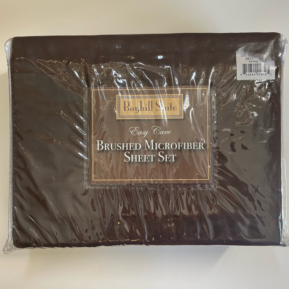 Bayhill Suite brown microfiber cal king sheet set